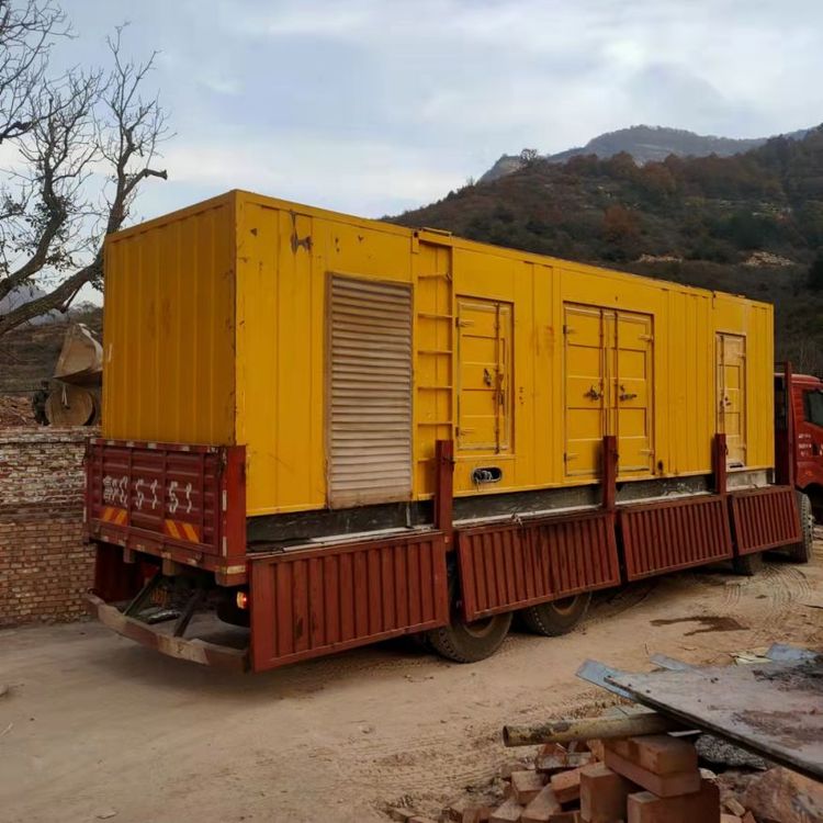 信州200kW 发电机组在带电阻性负载时，输出功率会受到哪些因素的影响？